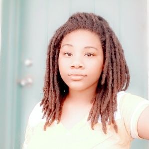 Meet your Posher, Miyah